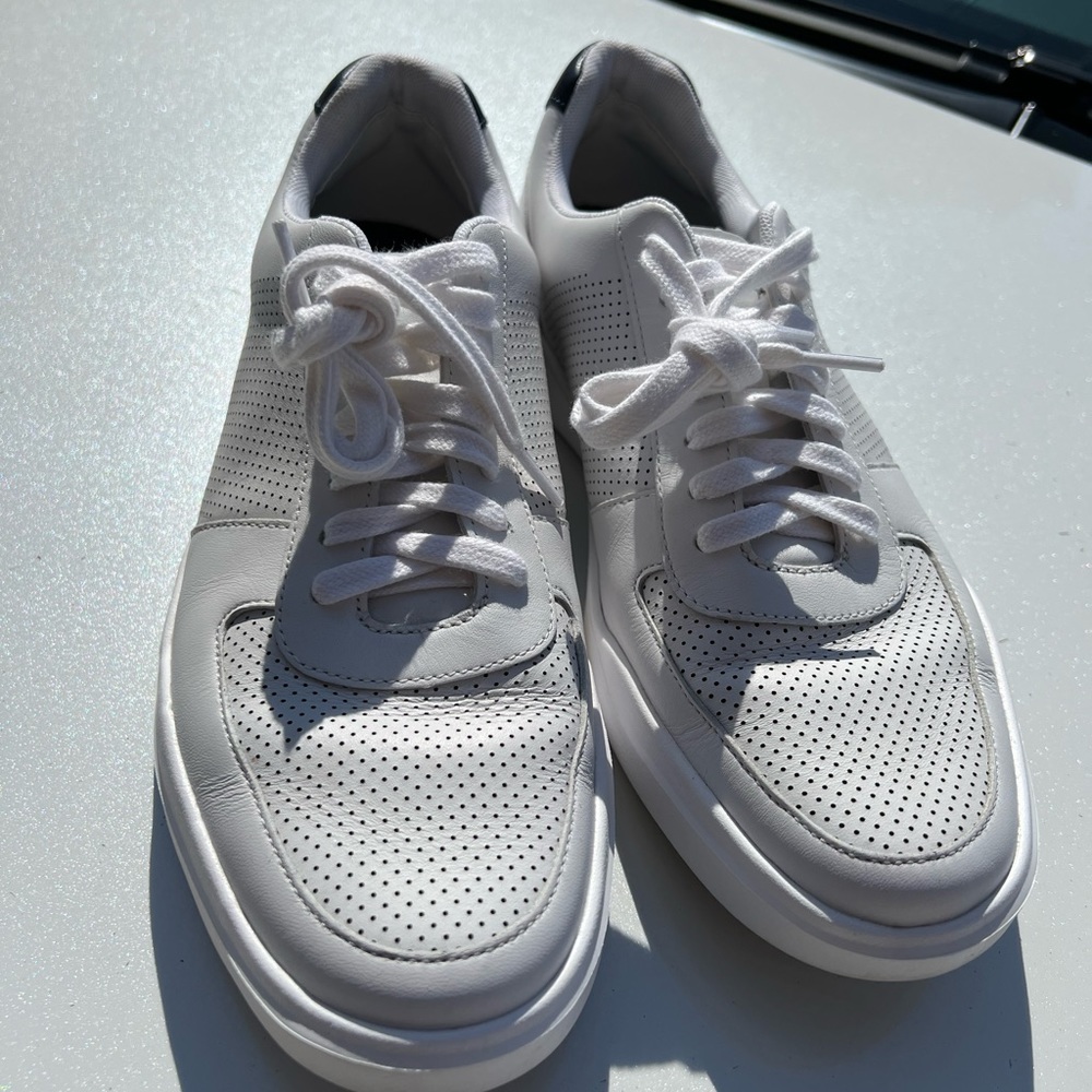 very comfortable and stylish.